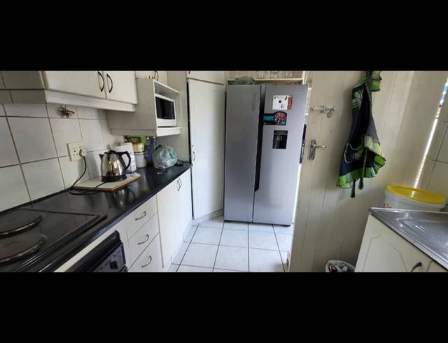 4 BEDROOM HOUSE FOR SALE IN BRACKENHURST